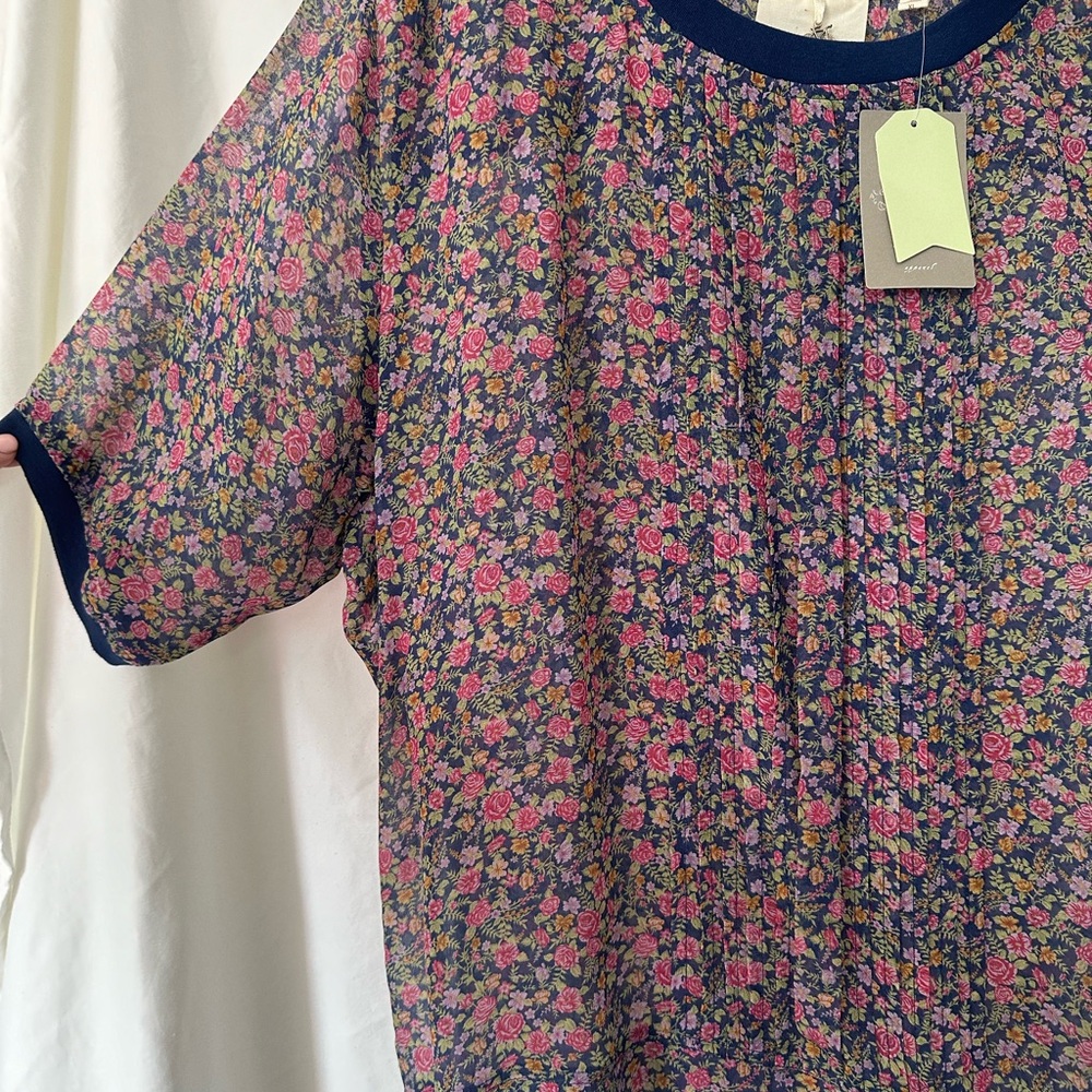 NWT One Fine Day Floral Silk Blouse - Picture 6 of 6